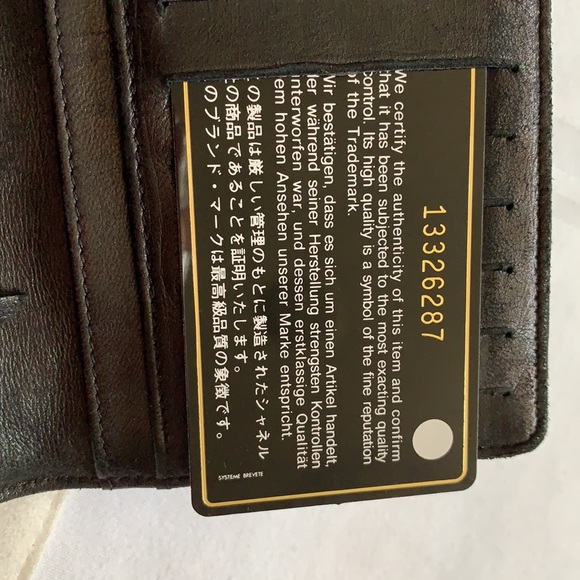 Chanel icon symbol charm folded wallet patent blk - Picture 5 of 8
